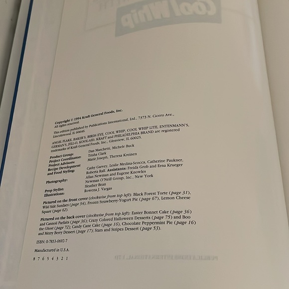 Favorite All Time Recipes Simple Desserts Made With Cool Whip 1994 - Picture 3 of 6